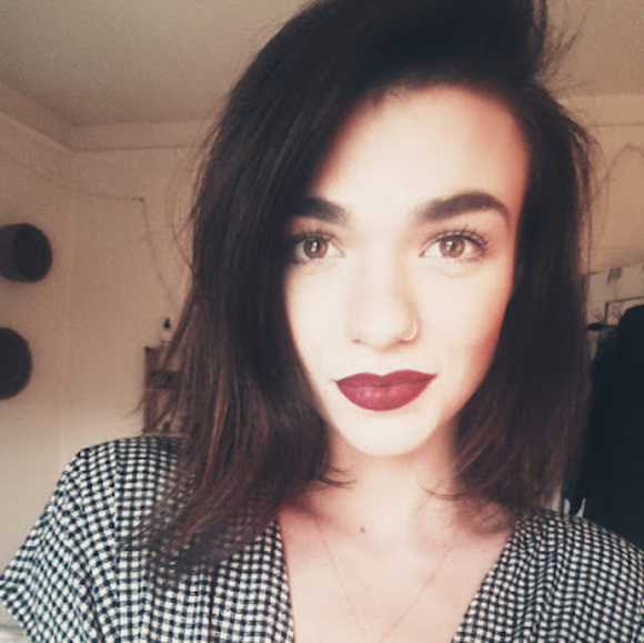 Meet your Posher, Kyndal - Picture 1 of 1